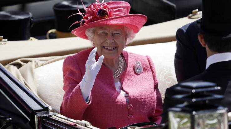 İngiltere Kraliçesi Elizabethin ölüm provası yapıldı