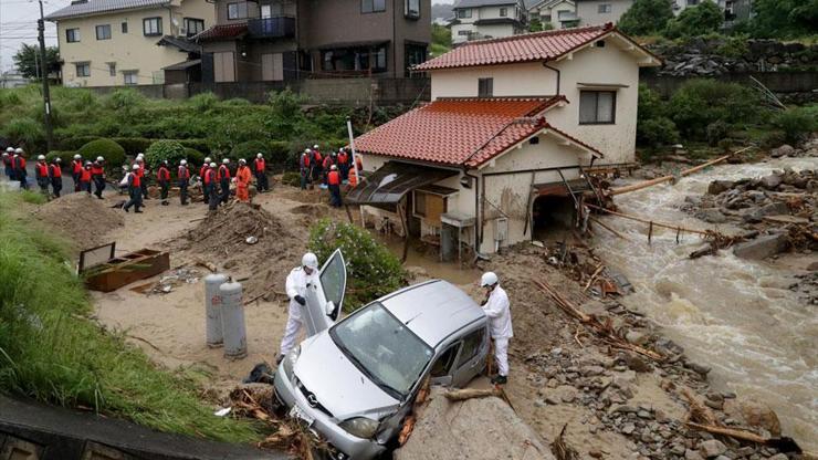 Japonyadaki sel felaketinde ölü sayısı 100ü geçti