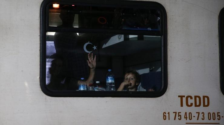 Çorludaki facianın ardından tren seferleri yeniden başladı...