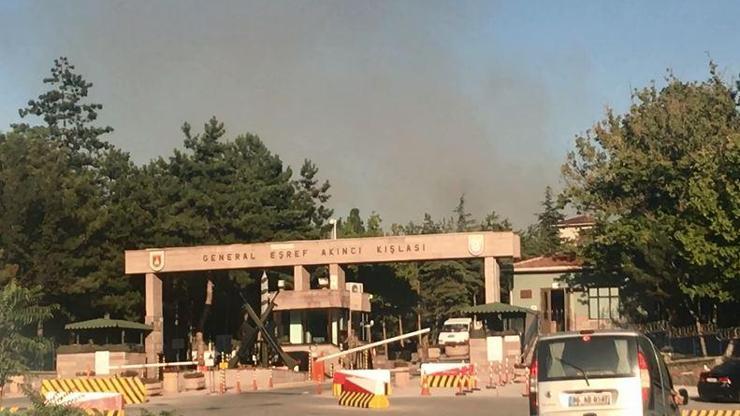 Ankara Eşref Akıncı Kışlasında yangın