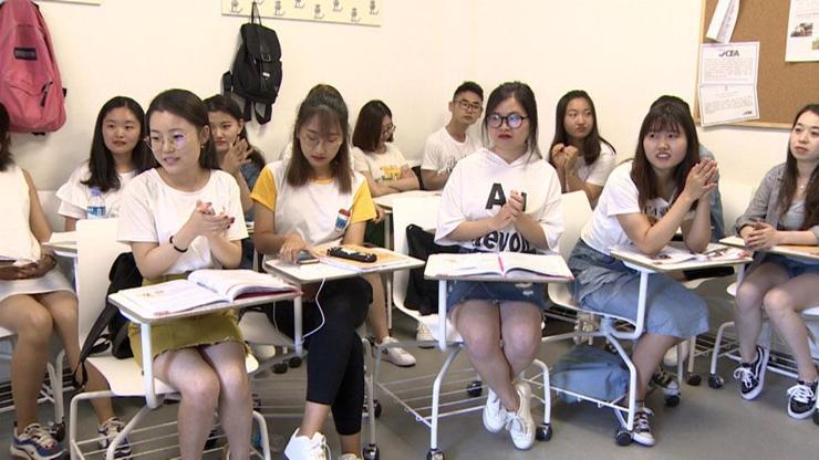 Türkçeyi anadil gibi konuşuyorlar: Çinli öğrenciler mezun oldu