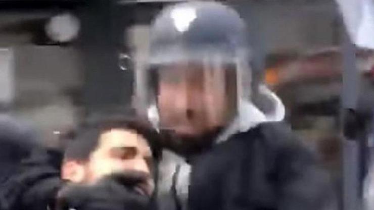 Macronun danışmanı polis kılığına girip eylemci dövdü