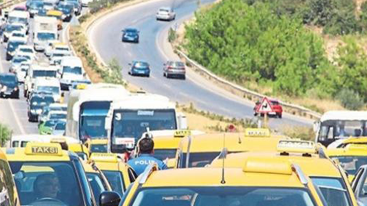 Bodrumda taksicilerin UBER isyanı