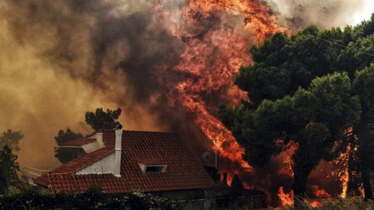 Yunanistandaki yangında ölü sayısı artıyor