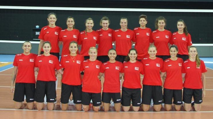 Kadın milliler Hollandaya gitti