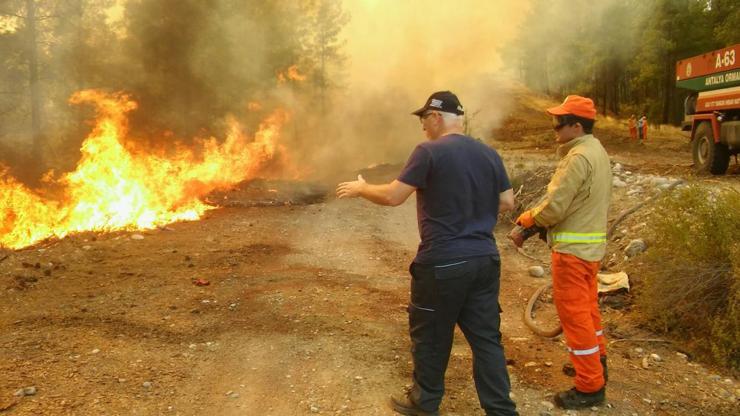 Kaşta 25 hektar kızılçam ormanı yandı