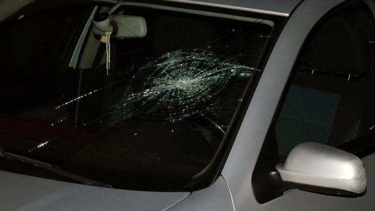 Trafikte tartışma ölümle bitti: Otomobildeki 3 kişiyi bıçakladılar