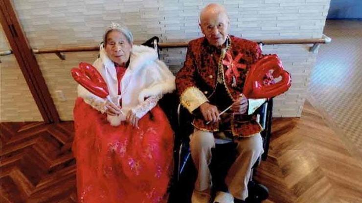 Dünyanın en yaşlı çifti: 80. yıl dönümlerini kutladılar