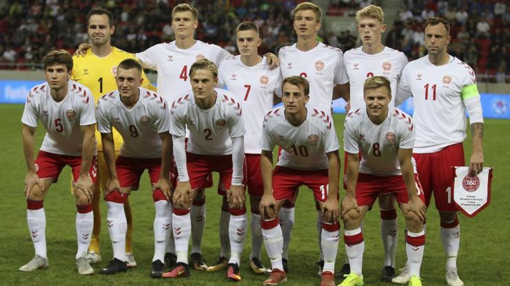 Futbolcuların terk ettiği Danimarka onurlu bir mağlubiyet aldı