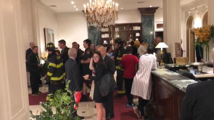 Son dakika... ABDde Türk gazetecilerin kaldığı otelde yangın alarmı