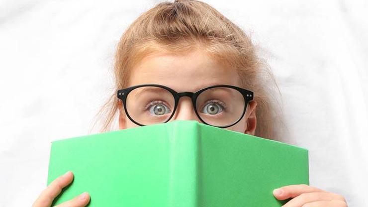 Çocukların kitap fobisi ve baş ağrısı, astigmat belirtisi olabilir