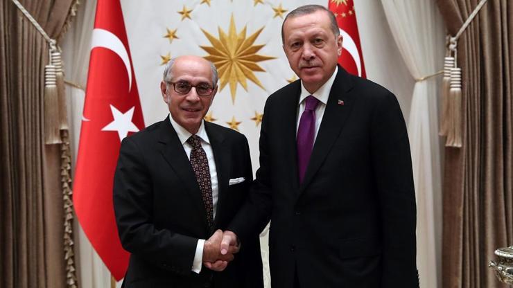 Cumhurbaşkanı Erdoğan, Hasan Bülent Kahramanı kabul etti