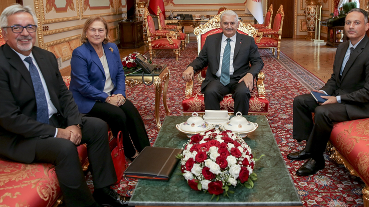 TBMM Başkanı Yıldırım, Güler Sabancı ile görüştü