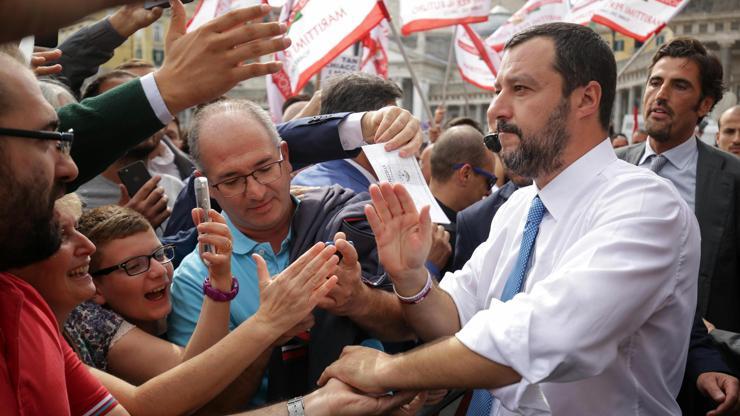 İtalya Başbakan Yardımcısı Salviniden Junckere: Ayık insanlarla konuşurum