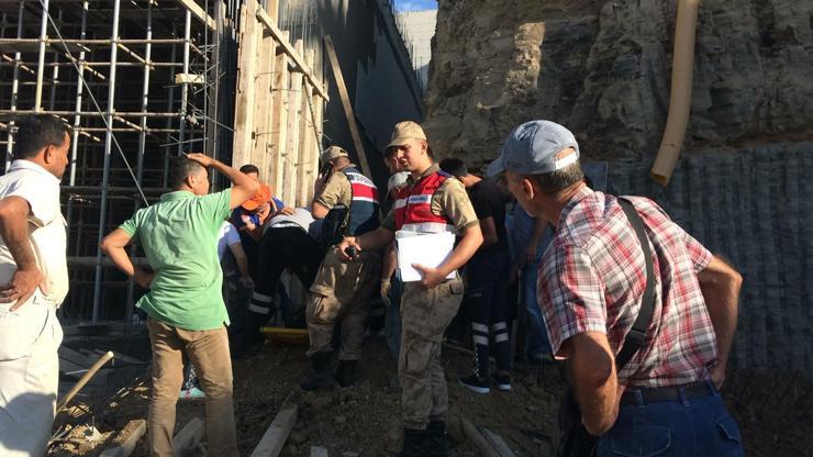 Kolej inşaatında duvar çöktü: 1 işçi öldü, 2 işçi yaralandı