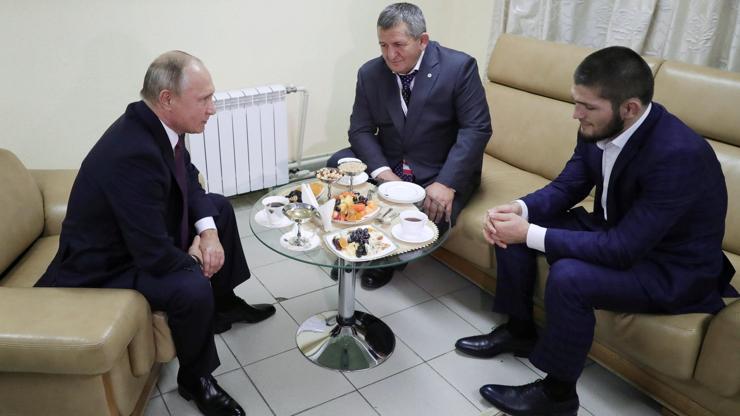 Putinden Khabib Nurmagomedova: Senin için endişelendik