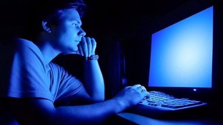 Dijital ekranlarda sinsi tehlike: Mavi Işık
