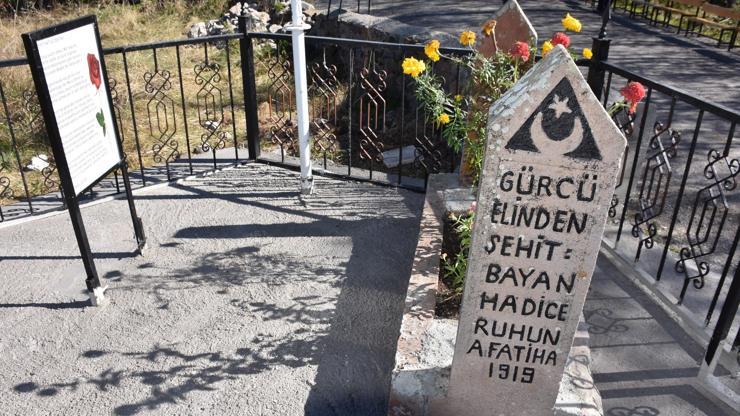 Kahraman Türk kadını Badeleli Hatice 99 yıl sonra ilk kez mezarı başında anıldı