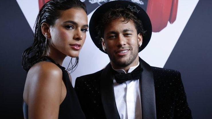Neymar ile Bruna Marquezine ayrıldı