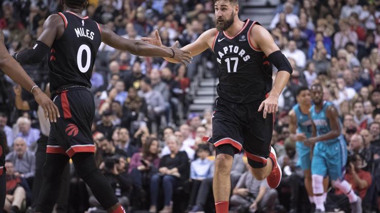 Toronto Raptors 4te 4 yaptı