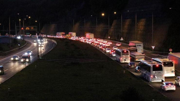 Anadolu Otoyolunda 29 Ekim yoğunluğu