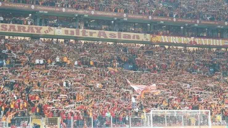 Galatasaray - Fenerbahçe derbisinin biletleri satışta