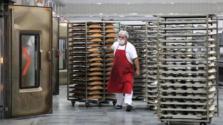 Her gün 150 bin ekmeği 80 kuruştan satıyor