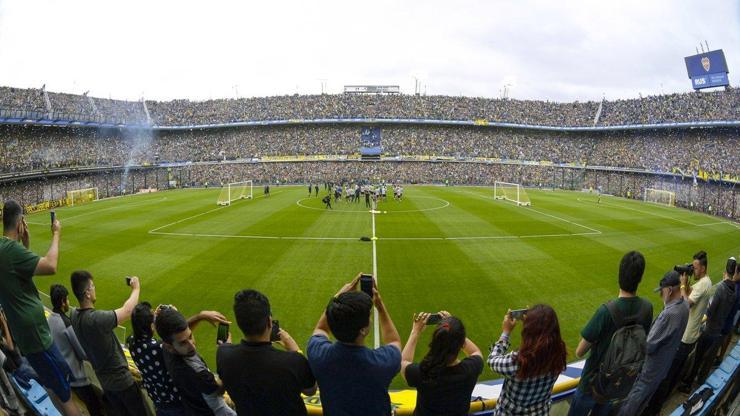 Boca Juniors antrenmanında 50 bin seyirci