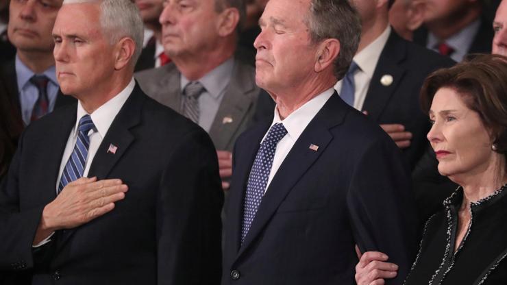 Eski ABD Başkanı Bush için anma töreni