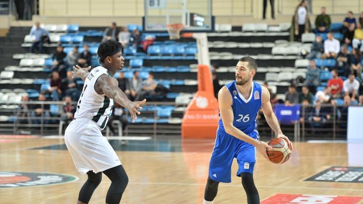 Adatıp Sakarya Büyükşehir Belediye Basketbol 82-77 İstanbul Büyükşehir Belediyespor maç sonucu