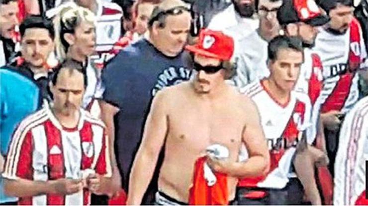 İspanya tehlikeli River Plate taraftarını Arjantine geri gönderdi