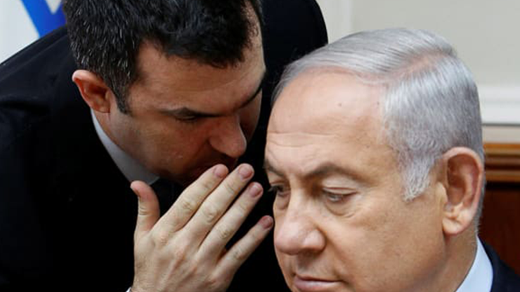 Cinsel istismar suçlaması istifa getirdi