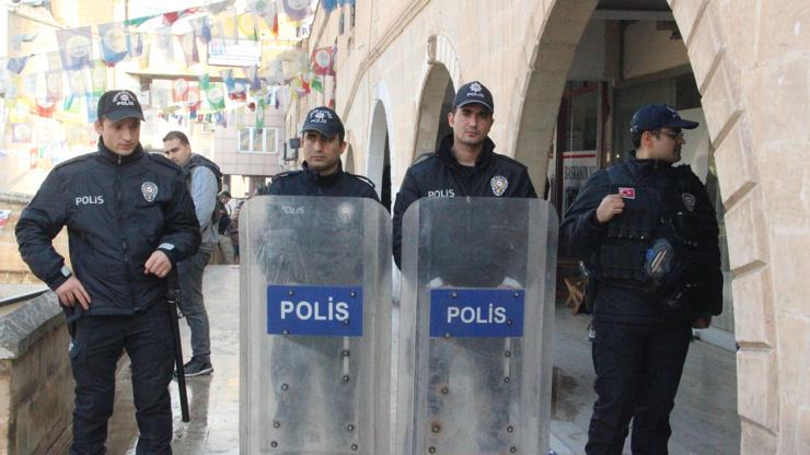 Açlık grevinde gözaltına alınan HDPlilerden 5i tutuklandı