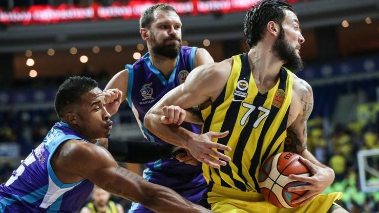 Fenerbahçe evinde farklı kazandı