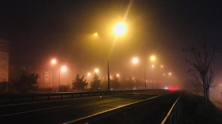 Meteoroloji uyarmıştı: İstanbulda yoğun sis
