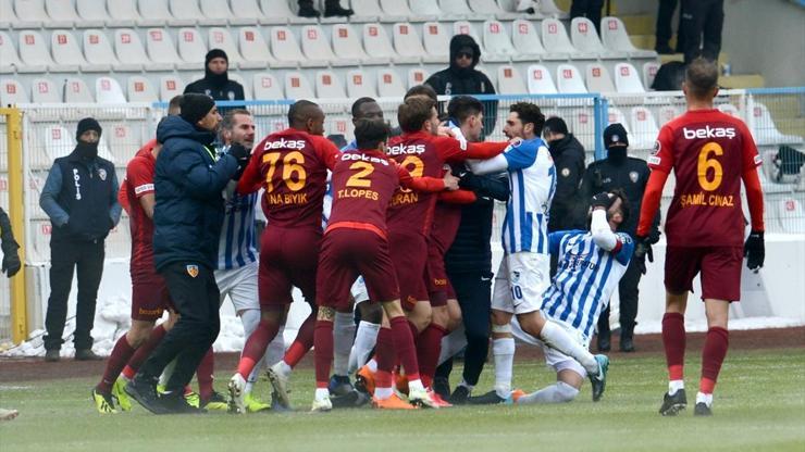 Erzurumspor-Kayserispor maçında gol sevinci kavgası