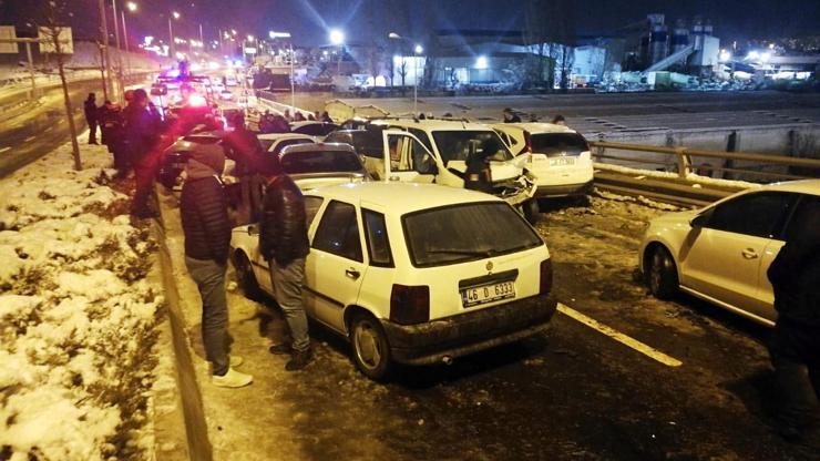 Ankarada 28 araçlı zincirleme kaza