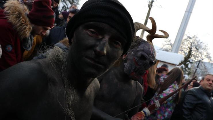 Makedonyada Vevçani Karnavalı