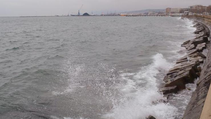 Son dakika: Marmara’da deniz ulaşımına poyraz engeli