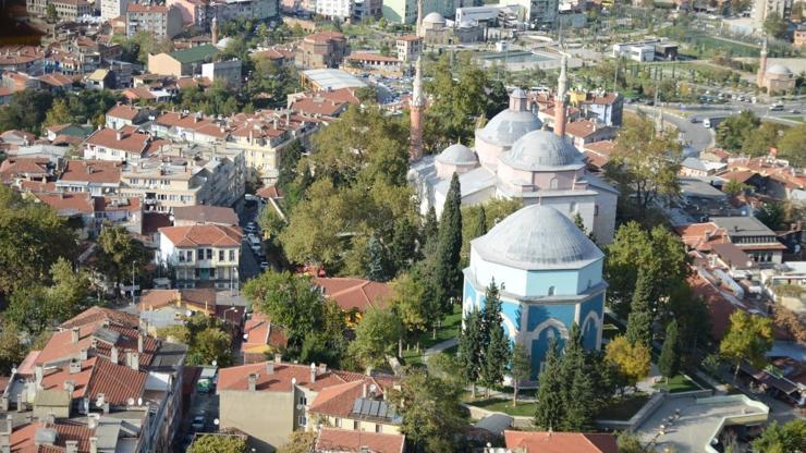 Türk öğretim görevlisinin yanlış asansöre binmesiyle ortaya çıkmıştı... Bursadan Londraya tarihi ayıp için çağrı
