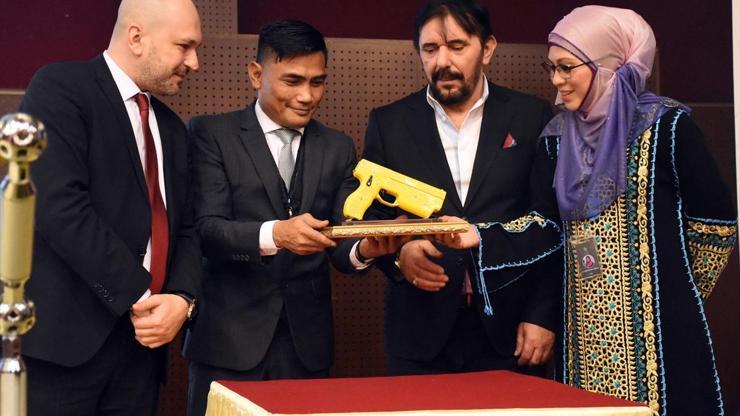Milli elektroşok silahı Wattozz Malezyada tanıtıldı