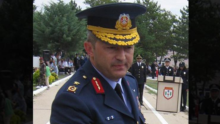 Savaş uçaklarının harekât sorumlusu Tuğgeneral Akgülay FETÖden tutuklandı