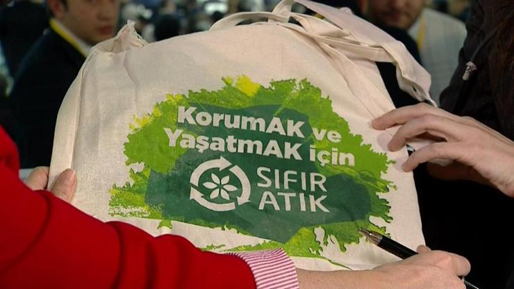 AK Parti bez çantaların dağıtımına başladı