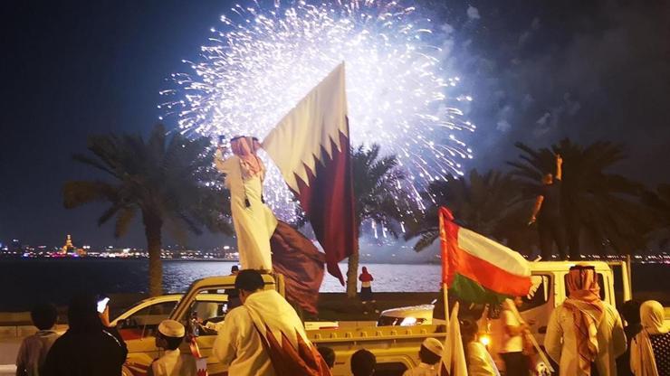 Katar Milli Takımı Şeyh Temim tarafından karşılandı