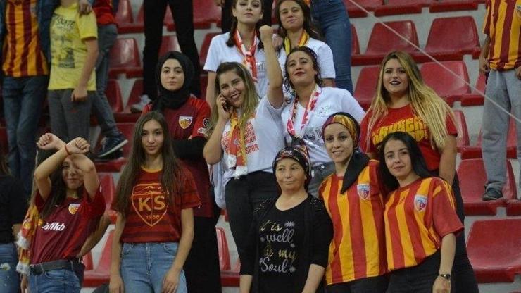 Kayserispor-Fenerbahçe maçının bilet fiyatları açıklandı