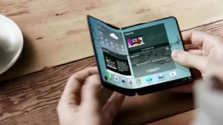 Samsung, katlanabilir telefon için tarih verdi