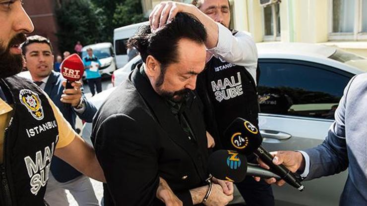 Adnan Oktar cezaevinden mektup yazdı: Mehdilikten vazgeçersem bırakır mısınız