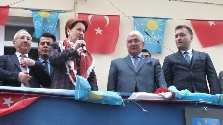 İYİ Parti Genel Başkanı Meral Akşener Mersinde