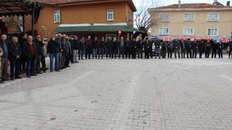 Bilecik'te namaz sonrası asker uğurlama kuyruğu