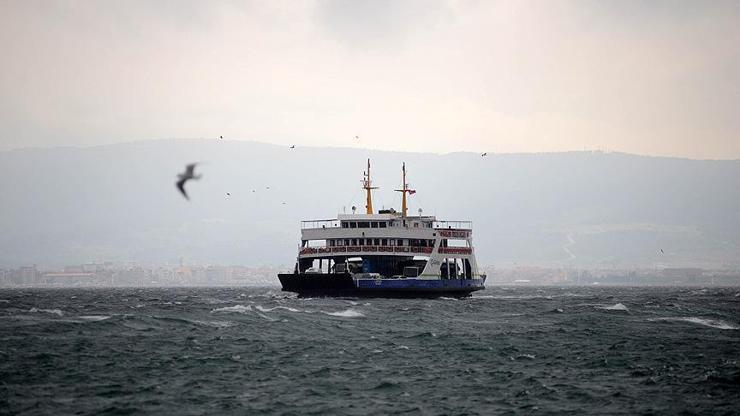 Kuzey Egede deniz ulaşımına fırtına engeli